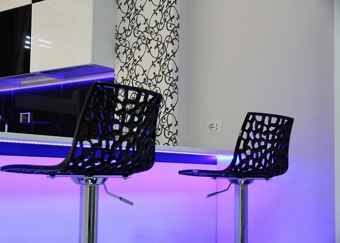 Black & White G&G Roma